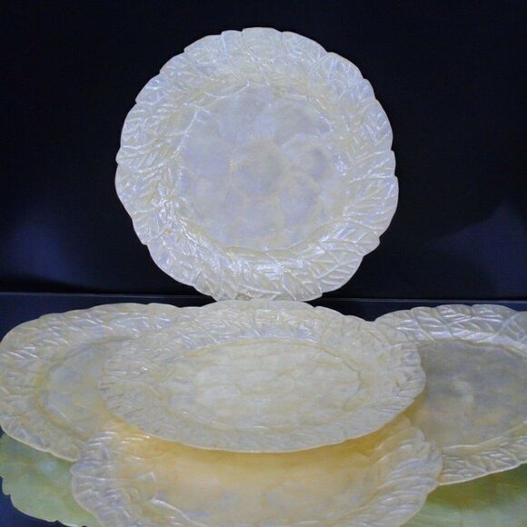 Studio
Nova Mother of Pearl 1 Plate Kappa Shell Serveware - Picture 5 of 9